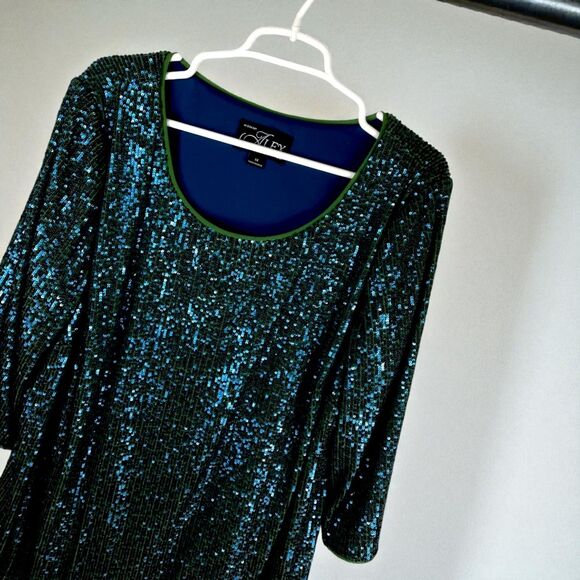 Alex Evenings Shimmering Allover Sequin Top - Picture 4 of 9